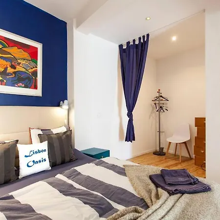Апартаменты Alfama Iii - French Balcony And Smart Check-in