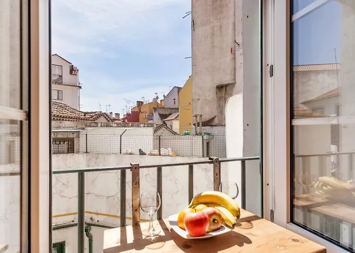 아파트 Alfama Iii - French Balcony And Smart Check-in 리스본